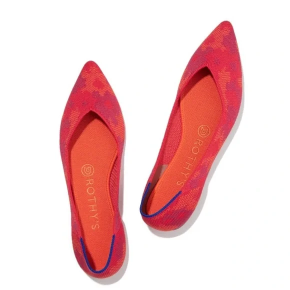 Rothy’s Red Botanicamo Point Shoe Red Camo Style Orange Abstract Flowers Floral - Picture 3 of 4